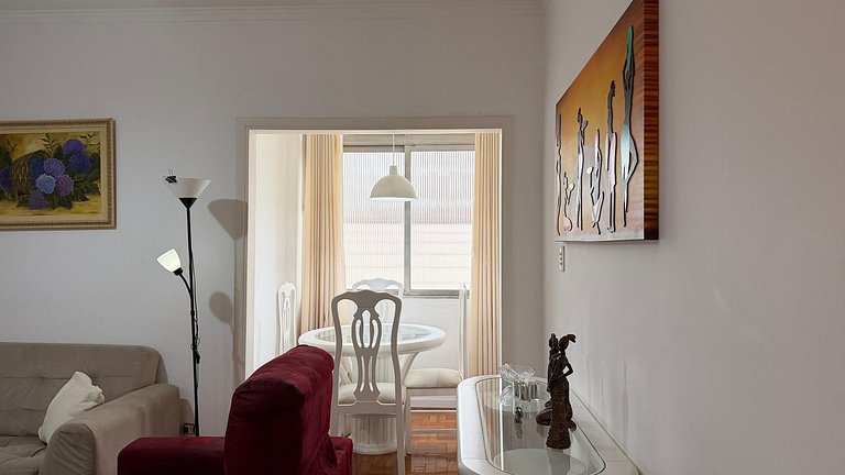 3 bedrooms and 2 baths, by Ana Rosa metro