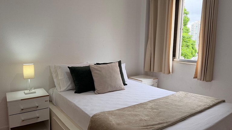 3 bedrooms and 2 baths, by Ana Rosa metro