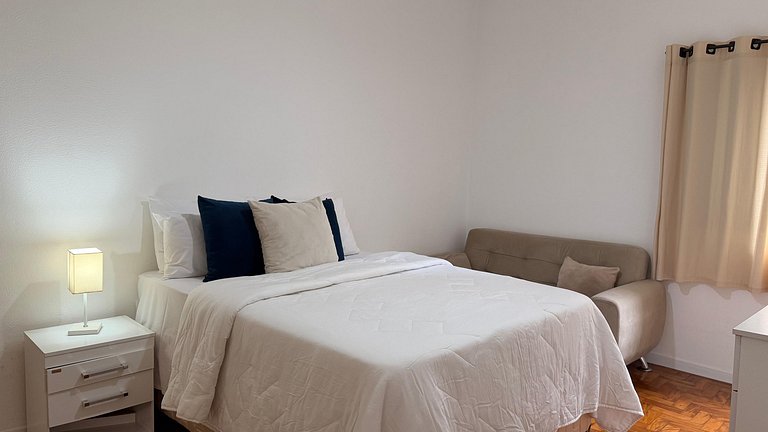 3 bedrooms and 2 baths, by Ana Rosa metro