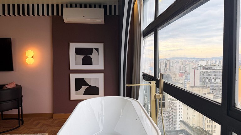 Estudio Estilo Resort con Bañera y Vista | Centro SP