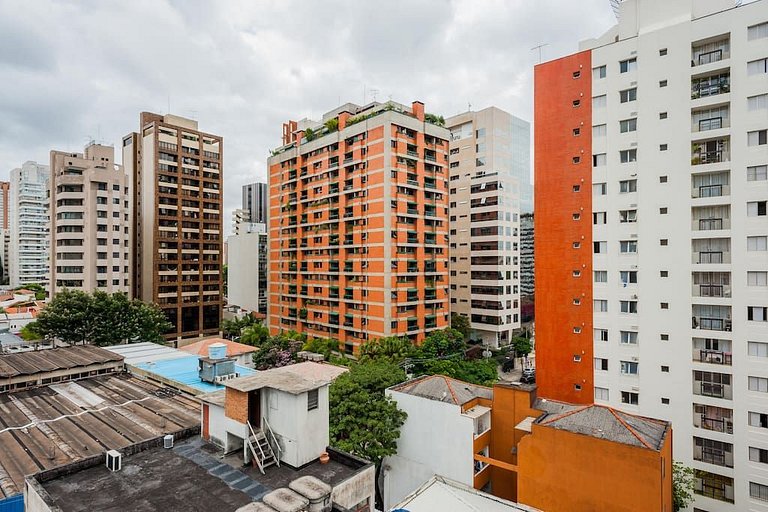Apartamento espaçoso em Pinheiros ao lado do metrô
